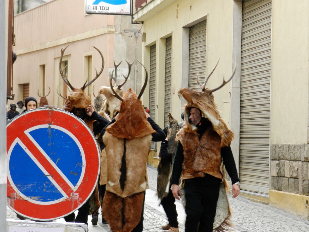 Is Cerbus - und ihr Gang durch die Gassen des centro storico