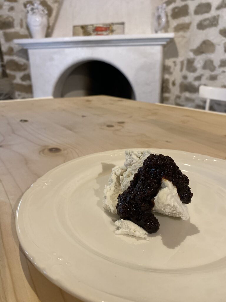 Nach dem Pecorino: Ricotta mit selbstgemachter Sapa