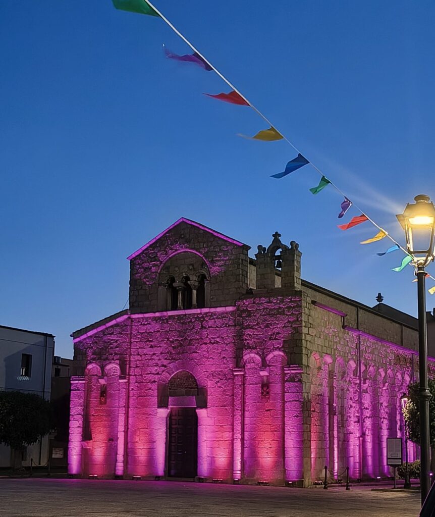 Die Basilika San Simplicio in Olbia – festlich beleuchtet